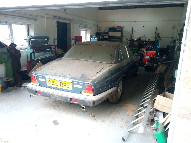 Jaguar Sovereign 4.2 - stored