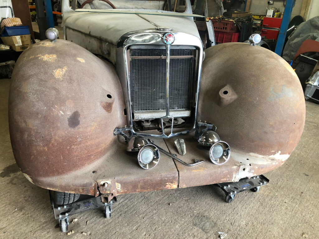 Triumph Roadster 1949 - front