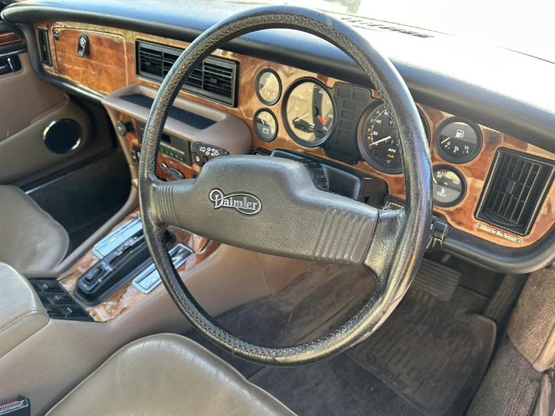 interior v12