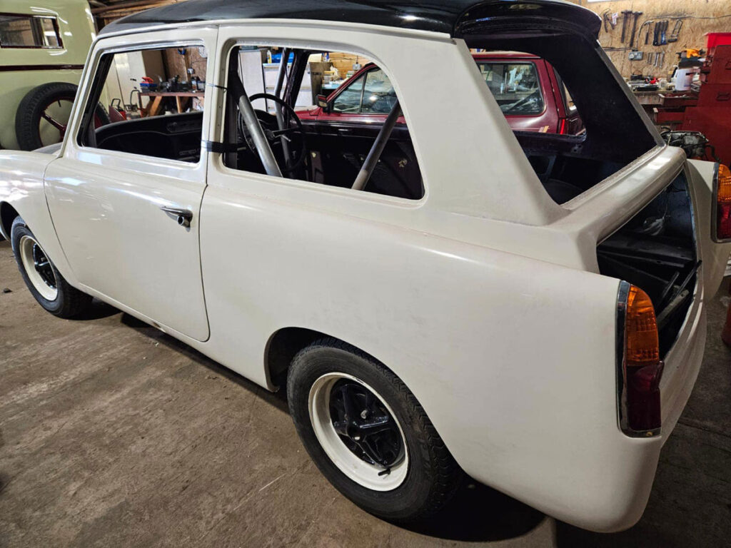 austin a40