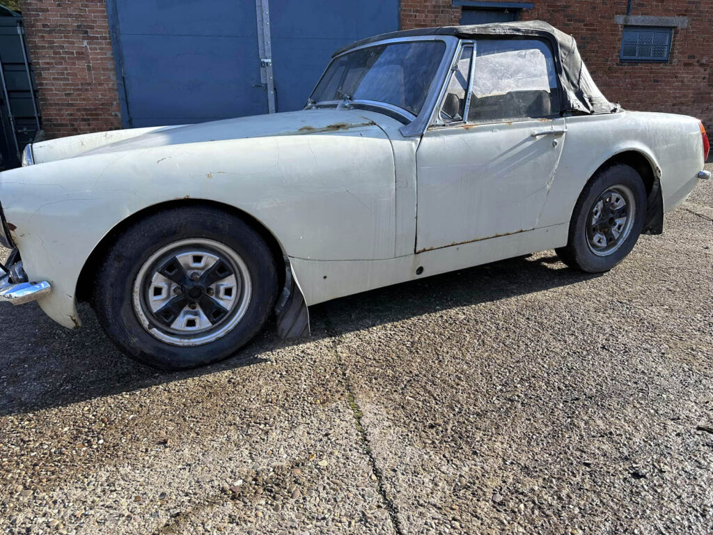 MG Midget 1275