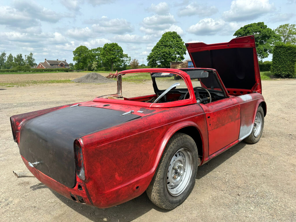 Triumph TR5