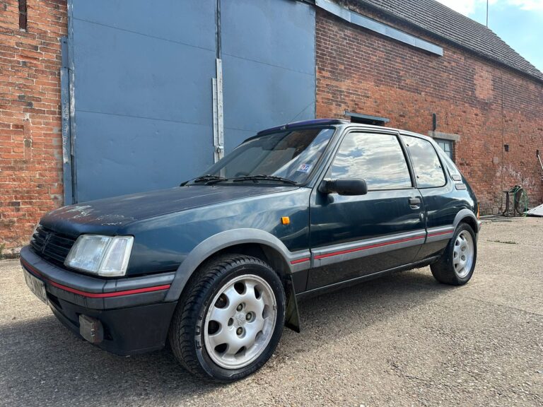 Peugeot 205