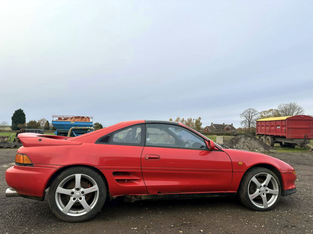 toyota mr2