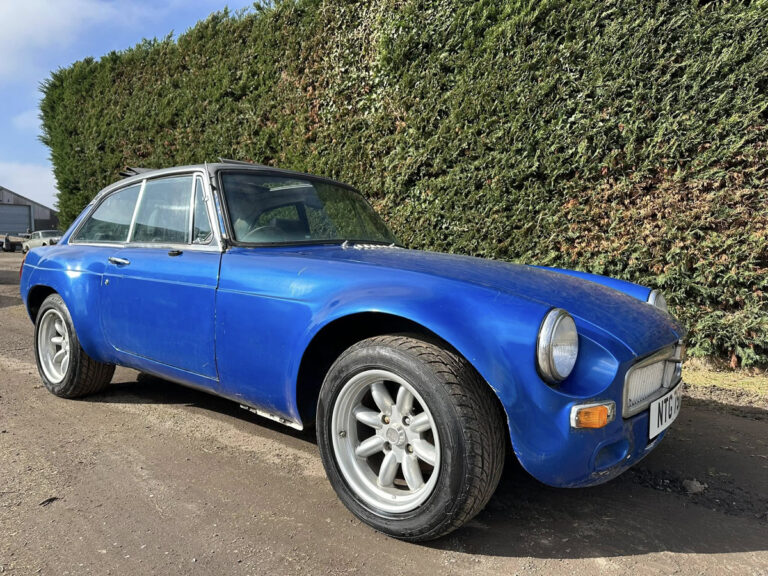 MGB GT – NTG75P